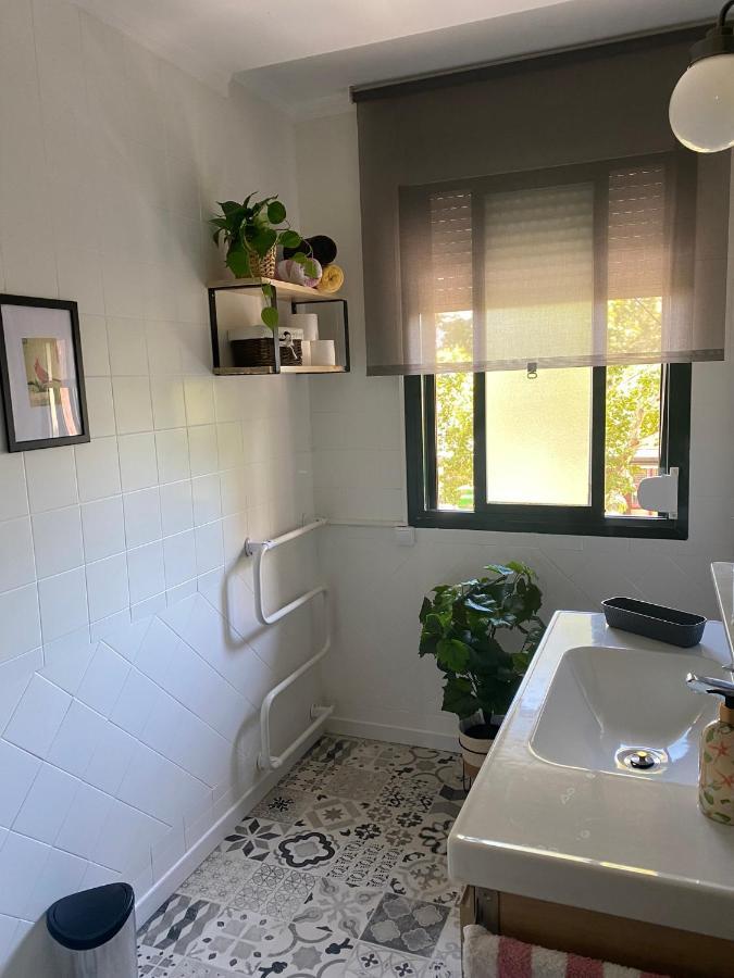 Acogedor Apartamento En Pleno Corazon De Triana เซบีญา ภายนอก รูปภาพ