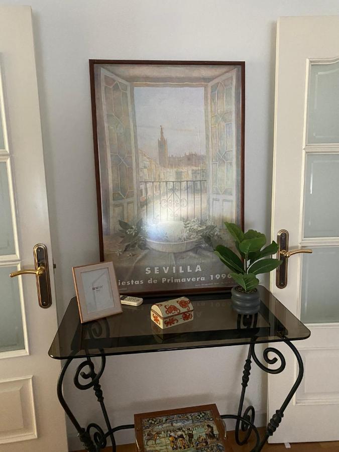 Acogedor Apartamento En Pleno Corazon De Triana เซบีญา ภายนอก รูปภาพ